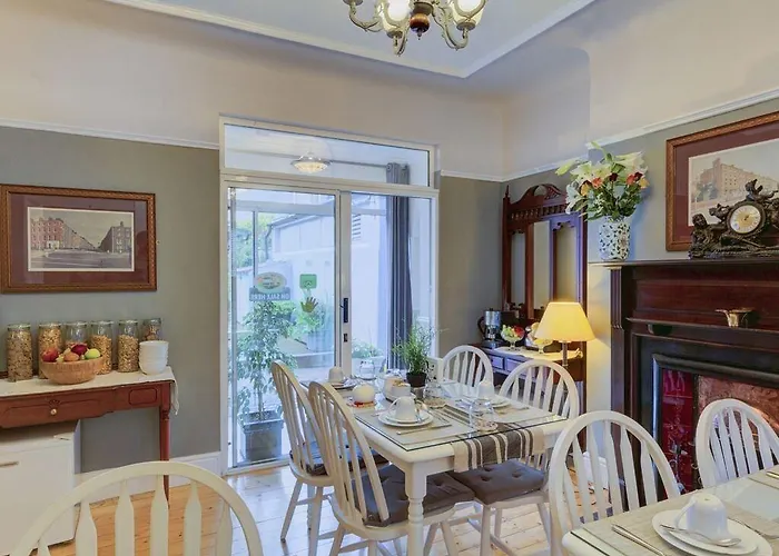 Bed & Breakfast Avoca House 3*