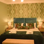 Bed & Breakfast Avoca House Dublin