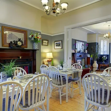 Bed & Breakfast Avoca House Dublin