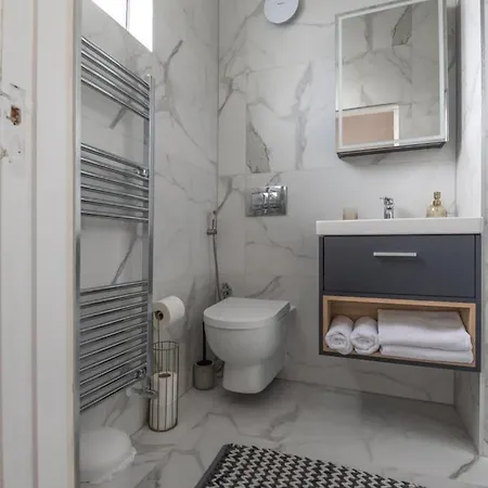 Bed & Breakfast Avoca House Dublin