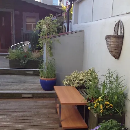 Avoca House Bed & Breakfast