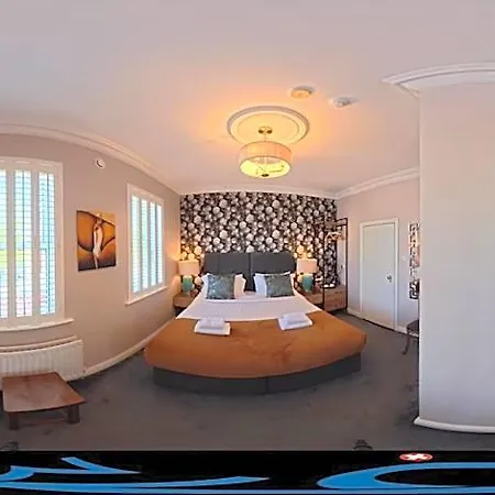 Avoca House 3*