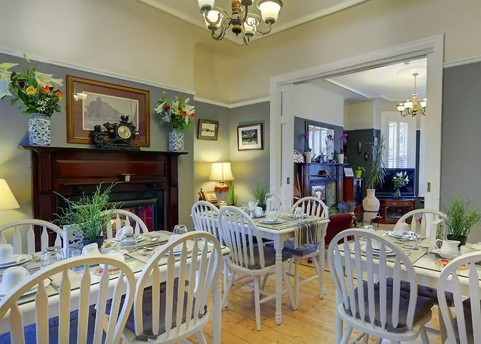 Bed & Breakfast Avoca House 3*
