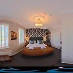 Avoca House Bed & Breakfast