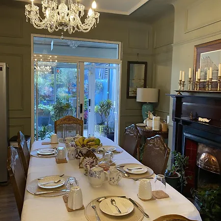 Avoca House לינה וארוחת בוקר דבלין