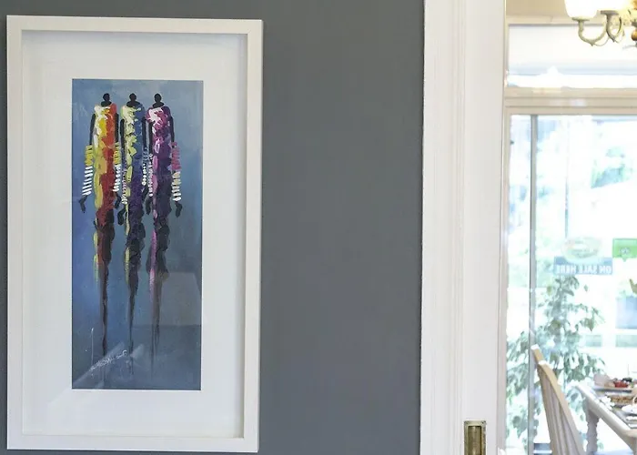 Bed & Breakfast Avoca House Dublin